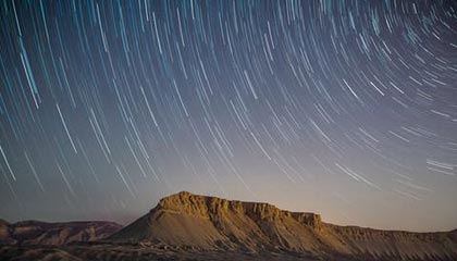 客场抢分成功！球队赢得难得的胜利